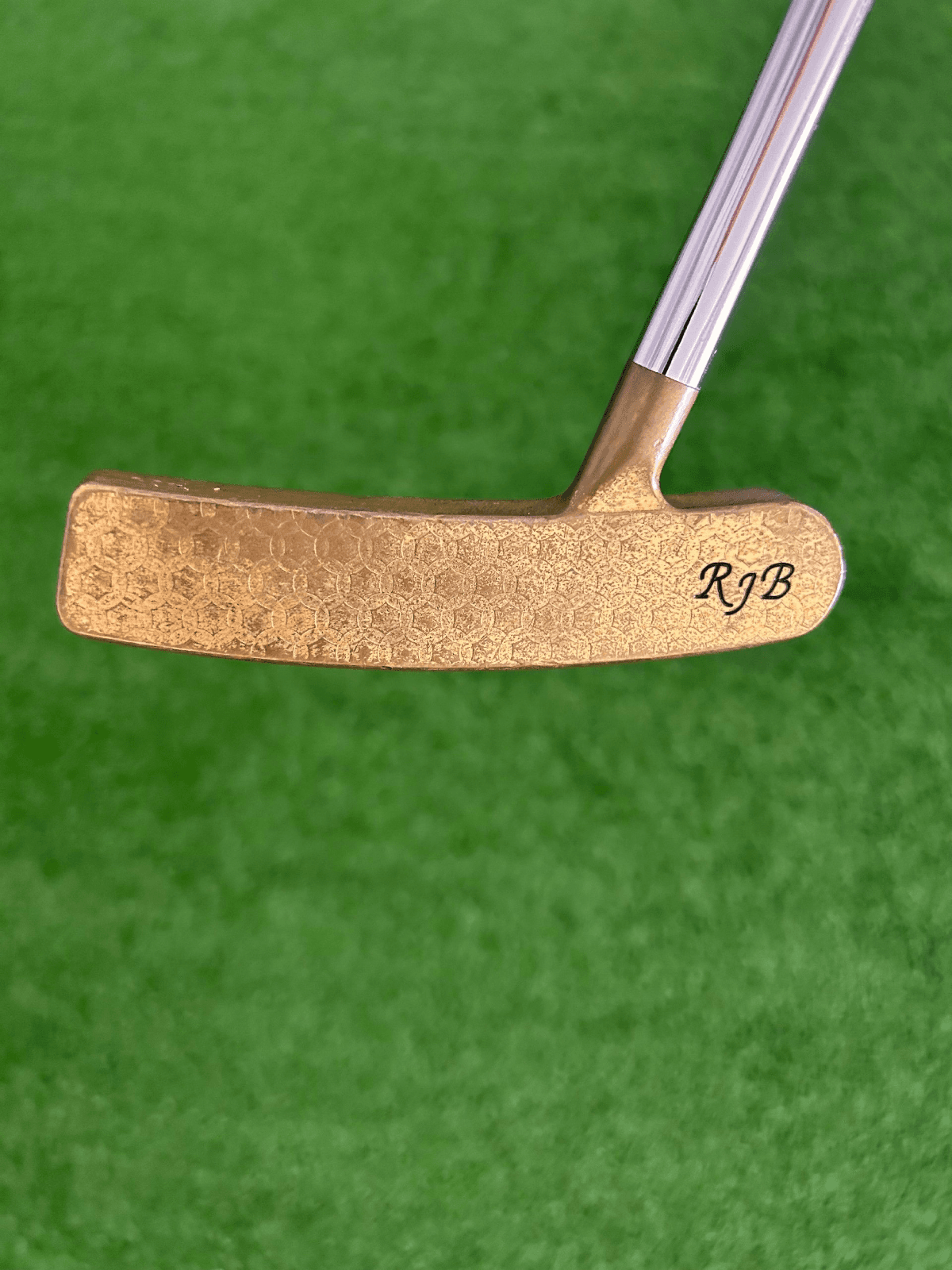 Bettinardi Mercedes Benz Limited Edition Gold 33” Putter with Headcover