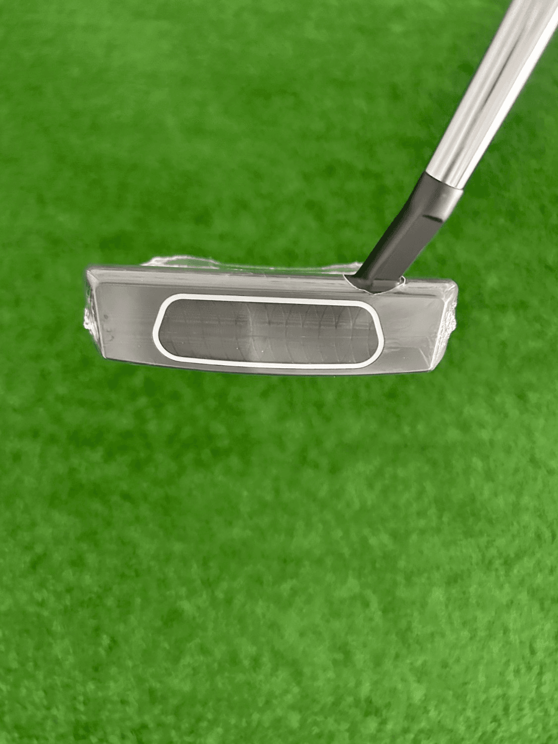 NEW Odyssey Toulon Ai-One Atlanta H4.5 34” Putter w Headcover — pre-owned golf club
